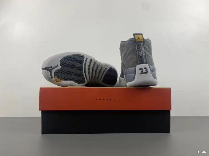 Boostmaster lin 130690-005 JORDAN AIR 12 RETRO mens GREY